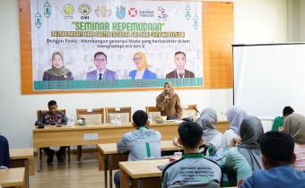 dewi alhikmawati menjadi narsum